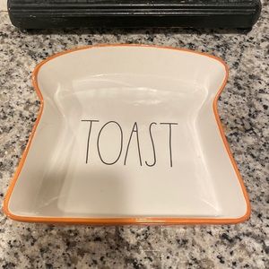 Rae Dunn toast plate